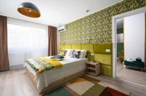 Отель Amazon - DeLuxe One Bedroom  Бухарест